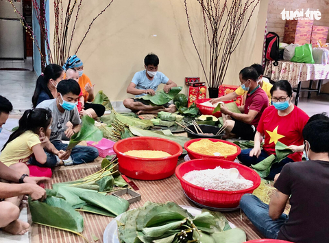 Tết sớm của người Việt ở Malaysia - Ảnh 1. Tết sớm của người Việt ở Malaysia - Ảnh 1.