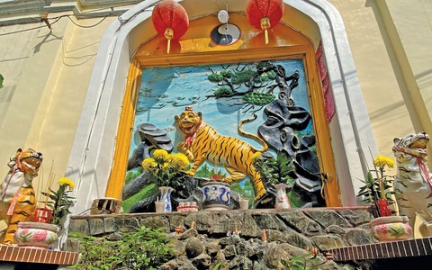 Đô thành Ông Hổ - Ảnh 1. Đô thành Ông Hổ - Ảnh 1.