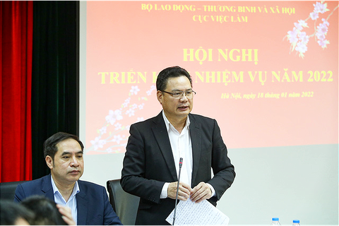 Tỉ lệ thất nghiệp tăng ‘đột biến’, thanh niên cần gì để thích ứng trong năm 2022? - Ảnh 2. Tỉ lệ thất nghiệp tăng ‘đột biến’, thanh niên cần gì để thích ứng trong năm 2022? - Ảnh 2.