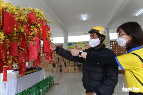 ‘Nghe tin được sắm Tết ở siêu thị 0 đồng, tui thao thức cả đêm’ - Ảnh 6. ‘Nghe tin được sắm Tết ở siêu thị 0 đồng, tui thao thức cả đêm’ - Ảnh 6.