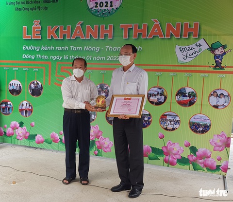 Khánh thành công trình đường kênh ranh Tam Nông - Thanh Bình - Ảnh 5. Khánh thành công trình đường kênh ranh Tam Nông - Thanh Bình - Ảnh 5.