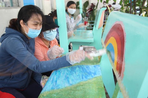 Nhộn nhịp chuẩn bị đón trẻ mầm non - Ảnh 1. Nhộn nhịp chuẩn bị đón trẻ mầm non - Ảnh 1.