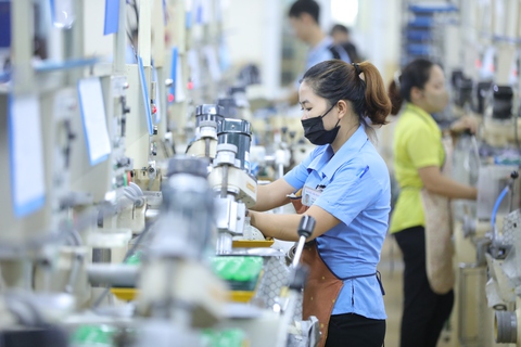 ILO dự báo 1,3 triệu lao động Việt Nam sẽ thất nghiệp năm 2022 - Ảnh 1. ILO dự báo 1,3 triệu lao động Việt Nam sẽ thất nghiệp năm 2022 - Ảnh 1.