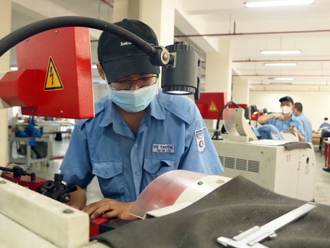 Bộ trưởng Đào Ngọc Dung: Các cơ sở giáo dục nghề nghiệp vẫn còn lạc hậu - Ảnh 1. Bộ trưởng Đào Ngọc Dung: Các cơ sở giáo dục nghề nghiệp vẫn còn lạc hậu - Ảnh 1.