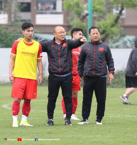 HLV Park Hang Seo chọn ai cho danh hiệu FIFA The Best? - Ảnh 1. HLV Park Hang Seo chọn ai cho danh hiệu FIFA The Best? - Ảnh 1.