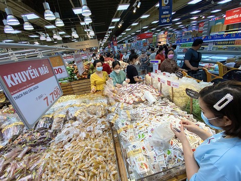 Sợ cách ly, chốt đơn hàng Tết sớm - Ảnh 1. Sợ cách ly, chốt đơn hàng Tết sớm - Ảnh 1.