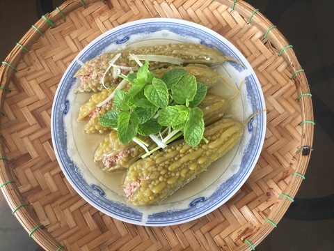Món khổ qua hầm thịt kiêu hãnh của má - Ảnh 1. Món khổ qua hầm thịt kiêu hãnh của má - Ảnh 1.