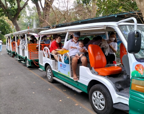 Lễ này Thảo cầm viên đón 36.000 lượt khách, nhiều điểm vui chơi vẫn còn rụt rè - Ảnh 3. Lễ này Thảo cầm viên đón 36.000 lượt khách, nhiều điểm vui chơi vẫn còn rụt rè - Ảnh 3.