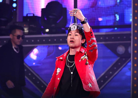 Obito bị loại trước thềm chung kết Rap Việt, Hồng Vân làm web drama hài Tết nữa, u là trời - Ảnh 1. Obito bị loại trước thềm chung kết Rap Việt, Hồng Vân làm web drama hài Tết nữa, u là trời - Ảnh 1.