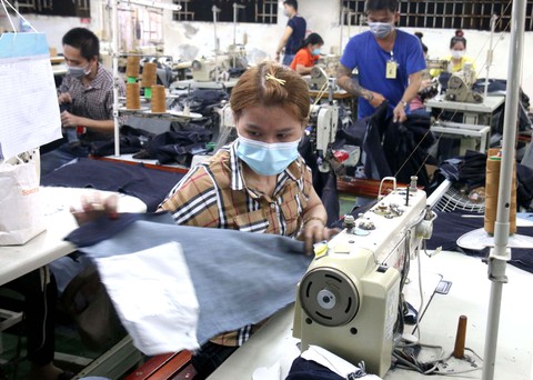 Gắng gượng lo thưởng Tết cho công nhân, hàng trăm doanh nghiệp than khó - Ảnh 1. Gắng gượng lo thưởng Tết cho công nhân, hàng trăm doanh nghiệp than khó - Ảnh 1.