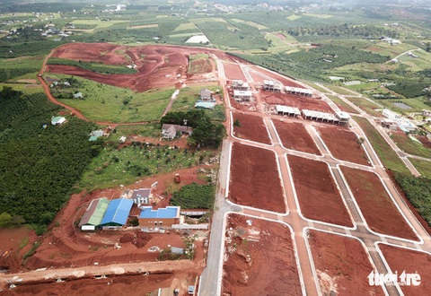 Lâm Đồng tạm dừng giải quyết việc phân lô, tách thửa đất trên địa bàn - Ảnh 1. Lâm Đồng tạm dừng giải quyết việc phân lô, tách thửa đất trên địa bàn - Ảnh 1.