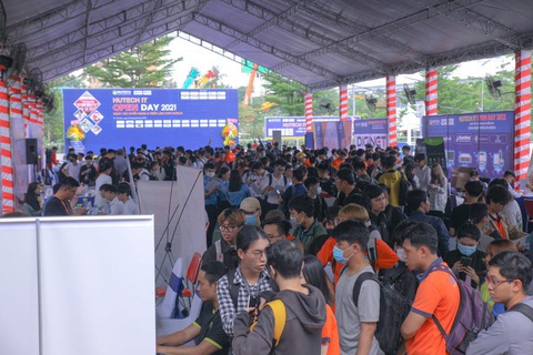 Chuyên gia công nghệ vạch kế hoạch cho sinh viên HUTECH - Ảnh 3. Chuyên gia công nghệ vạch kế hoạch cho sinh viên HUTECH - Ảnh 3.