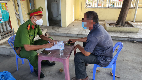 Test nhanh tài xế xe khách bến xe Miền Đông, phát hiện một người dương tính ma túy - Ảnh 1. Test nhanh tài xế xe khách bến xe Miền Đông, phát hiện một người dương tính ma túy - Ảnh 1.