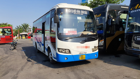 Test nhanh tài xế xe khách bến xe Miền Đông, phát hiện một người dương tính ma túy - Ảnh 2. Test nhanh tài xế xe khách bến xe Miền Đông, phát hiện một người dương tính ma túy - Ảnh 2.