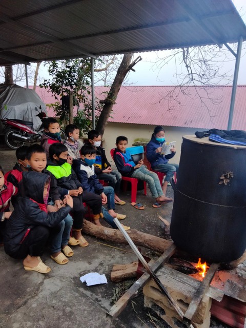 Bánh chưng ngon lắm cô nhỉ? - Ảnh 1. Bánh chưng ngon lắm cô nhỉ? - Ảnh 1.