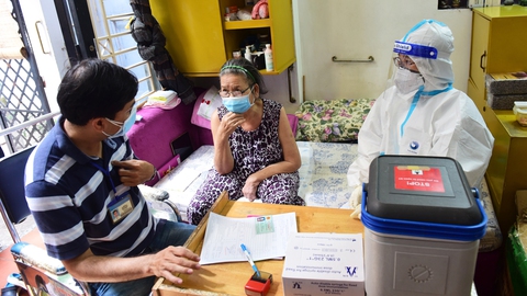 Phủ vắc xin với chiến dịch tiêm chủng mùa xuân - Ảnh 4. Phủ vắc xin với chiến dịch tiêm chủng mùa xuân - Ảnh 4.