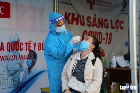 ‘Nhờ có chuyến xe công đoàn, tôi mới được cùng con về quê đón Tết’ - Ảnh 3. ‘Nhờ có chuyến xe công đoàn, tôi mới được cùng con về quê đón Tết’ - Ảnh 3.