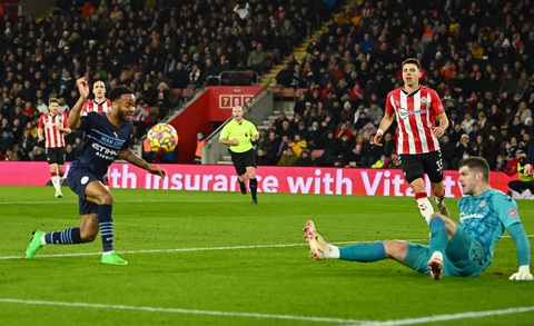 Southampton cắt đứt mạch chiến thắng của Man City - Ảnh 2. Southampton cắt đứt mạch chiến thắng của Man City - Ảnh 2.