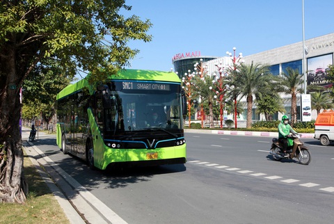TP.HCM chính thức chấp thuận thí điểm xe buýt điện từ quý 1-2022 - Ảnh 1. TP.HCM chính thức chấp thuận thí điểm xe buýt điện từ quý 1-2022 - Ảnh 1.