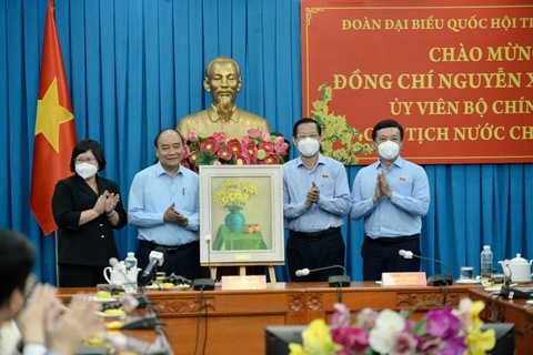 Đại biểu TP.HCM cần tranh luận đến cùng những vấn đề liên quan đời sống nhân dân - Ảnh 3. Đại biểu TP.HCM cần tranh luận đến cùng những vấn đề liên quan đời sống nhân dân - Ảnh 3.