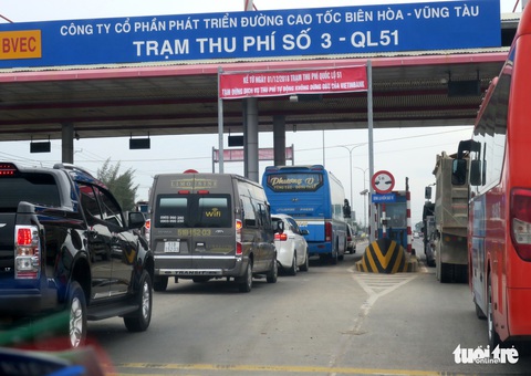 Tết này vẫn thu phí... có dừng - Ảnh 3. Tết này vẫn thu phí... có dừng - Ảnh 3.
