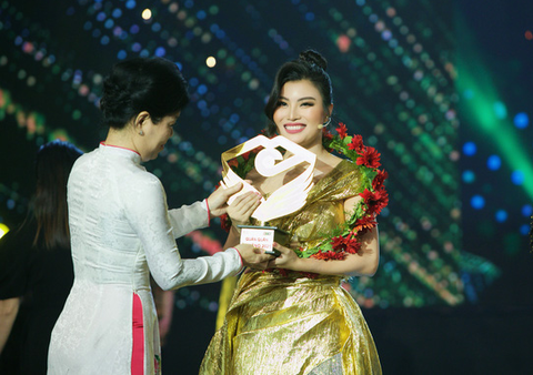 Lội ngược dòng ngoạn mục, Thu Hà trở thành Én Vàng 2021 - Ảnh 6. Lội ngược dòng ngoạn mục, Thu Hà trở thành Én Vàng 2021 - Ảnh 6.