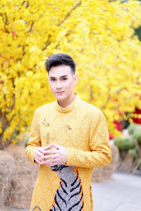 Hé lộ lý do Công Lý không tham gia Táo Quân; Đàm Vĩnh Hưng, Thủy Tiên có động thái mới - Ảnh 4. Hé lộ lý do Công Lý không tham gia Táo Quân; Đàm Vĩnh Hưng, Thủy Tiên có động thái mới - Ảnh 4.
