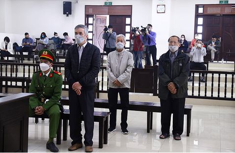 Cựu bộ trưởng Vũ Huy Hoàng được giảm 1 năm tù - Ảnh 1. Cựu bộ trưởng Vũ Huy Hoàng được giảm 1 năm tù - Ảnh 1.