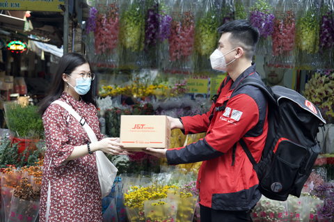 J&T Express giao hàng xuyên Tết, thoả mãn nhu cầu đặc biệt của người dùng - Ảnh 1. J&T Express giao hàng xuyên Tết, thoả mãn nhu cầu đặc biệt của người dùng - Ảnh 1.