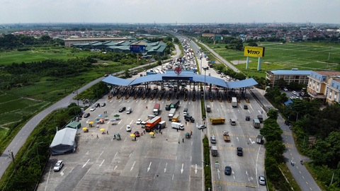 Vụ làn thu phí tự động từ chối hàng trăm xe dán thẻ ePass: Yêu cầu báo cáo gấp nguyên nhân - Ảnh 1. Vụ làn thu phí tự động từ chối hàng trăm xe dán thẻ ePass: Yêu cầu báo cáo gấp nguyên nhân - Ảnh 1.