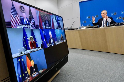 Mỹ, châu Âu nhất trí ngăn chặn Nga tấn công Ukraine - Ảnh 1. Mỹ, châu Âu nhất trí ngăn chặn Nga tấn công Ukraine - Ảnh 1.