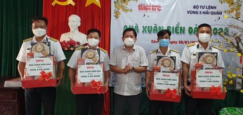 ‘Báo Tuổi Trẻ tuyên truyền, tiếp sức cho chúng tôi vững tin bảo vệ biển đảo’ - Ảnh 2. ‘Báo Tuổi Trẻ tuyên truyền, tiếp sức cho chúng tôi vững tin bảo vệ biển đảo’ - Ảnh 2.