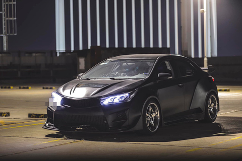 TP.HCM: Chủ xe độ phong cách siêu xe cho Toyota Corolla Altis với chi phí 350 triệu đồng - Ảnh 1. TP.HCM: Chủ xe độ phong cách siêu xe cho Toyota Corolla Altis với chi phí 350 triệu đồng - Ảnh 1.