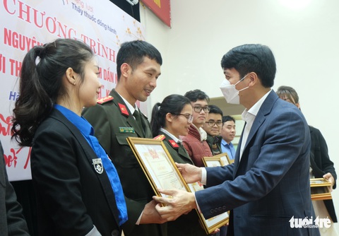 3 điều gửi gắm đến y bác sĩ đồng hành với bệnh nhân F0 dịp Tết - Ảnh 2. 3 điều gửi gắm đến y bác sĩ đồng hành với bệnh nhân F0 dịp Tết - Ảnh 2.