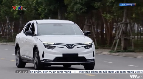 VinFast VF8 lần đầu lộ diện không che chắn tại Việt Nam - Ảnh 1. VinFast VF8 lần đầu lộ diện không che chắn tại Việt Nam - Ảnh 1.