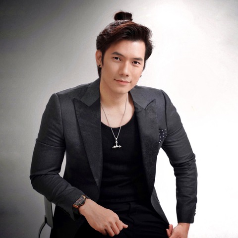 Nhan Phúc Vinh & vai gã lăng nhăng không ghét được - Ảnh 1. Nhan Phúc Vinh & vai gã lăng nhăng không ghét được - Ảnh 1.