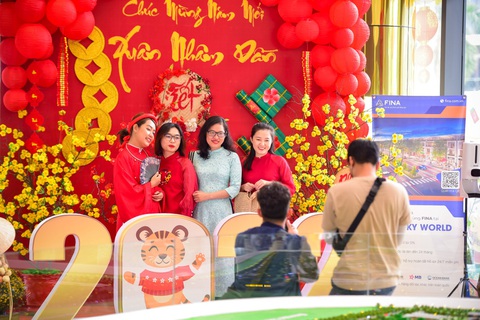 Vườn hoa Xuân Gem Sky World - Ảnh 6. Vườn hoa Xuân Gem Sky World - Ảnh 6.