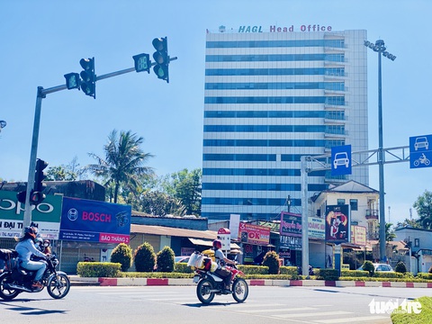 Án hủy niêm yết treo lơ lửng trước cửa Hoàng Anh Gia Lai, Vietnam Airlines - Ảnh 1. Án hủy niêm yết treo lơ lửng trước cửa Hoàng Anh Gia Lai, Vietnam Airlines - Ảnh 1.