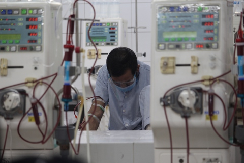 Tết cô chú về nhớ đừng ăn nhiều nhé - Ảnh 1. Tết cô chú về nhớ đừng ăn nhiều nhé - Ảnh 1.