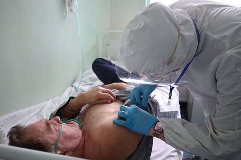 Nga lần đầu ghi nhận hơn 100.000 ca COVID-19 một ngày - Ảnh 1. Nga lần đầu ghi nhận hơn 100.000 ca COVID-19 một ngày - Ảnh 1.
