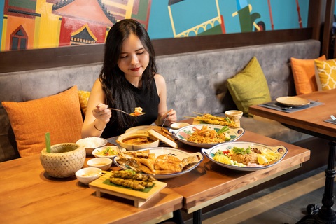 Thưởng thức ẩm thực thương hiệu quốc tế giữa không gian Tết cổ truyền đặc sắc tại Novaland Gallery - Ảnh 4. Thưởng thức ẩm thực thương hiệu quốc tế giữa không gian Tết cổ truyền đặc sắc tại Novaland Gallery - Ảnh 4.