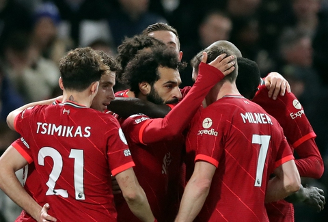 Níu chân nhau, Liverpool và Chelsea bị Man City bỏ xa trong cuộc đua vô địch - Ảnh 2. Níu chân nhau, Liverpool và Chelsea bị Man City bỏ xa trong cuộc đua vô địch - Ảnh 2.