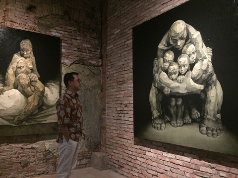 Vì con cái là điều quý giá nhất... - Ảnh 1. Vì con cái là điều quý giá nhất... - Ảnh 1.
