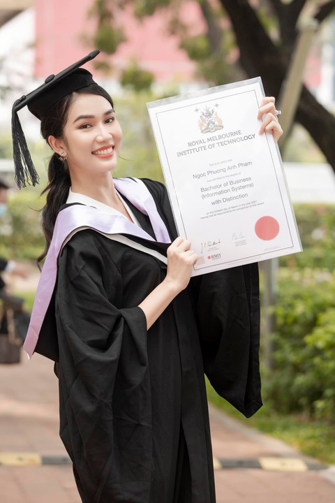 Á hậu Phương Anh học thế nào để thành thủ khoa đại học? - Ảnh 1. Á hậu Phương Anh học thế nào để thành thủ khoa đại học? - Ảnh 1.