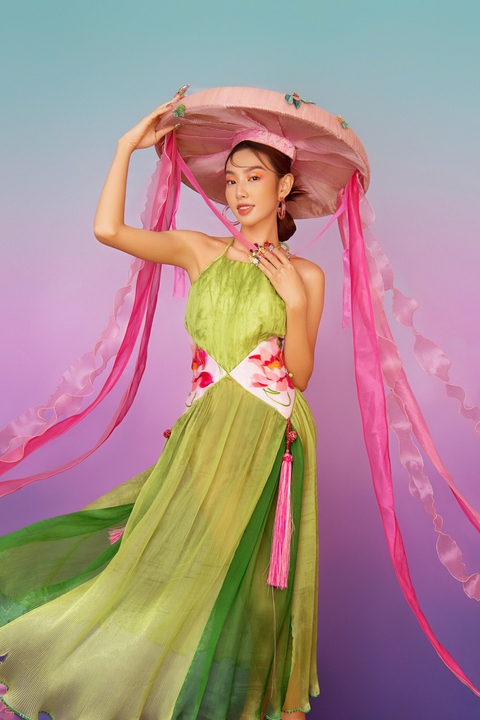 Việt Hương, Hữu Tín bắn rap nhạc phim Nhà không bán, sân khấu Trống Đồng hoạt động trở lại - Ảnh 4. Việt Hương, Hữu Tín bắn rap nhạc phim Nhà không bán, sân khấu Trống Đồng hoạt động trở lại - Ảnh 4.