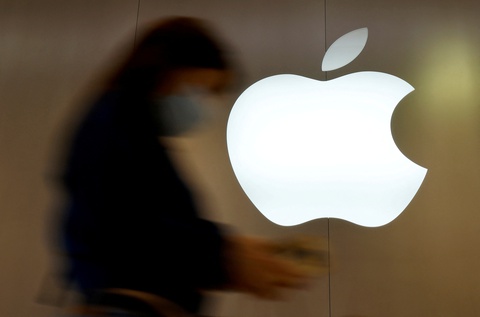 Công ty Apple vượt mốc 3.000 tỉ USD trong phiên giao dịch đầu năm 2022 - Ảnh 1. Công ty Apple vượt mốc 3.000 tỉ USD trong phiên giao dịch đầu năm 2022 - Ảnh 1.
