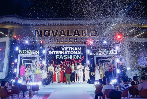 5 điểm ấn tượng tạo nên thành công của Lễ hội âm nhạc thời trang tại Novaland Gallery - Ảnh 18. 5 điểm ấn tượng tạo nên thành công của Lễ hội âm nhạc thời trang tại Novaland Gallery - Ảnh 18.