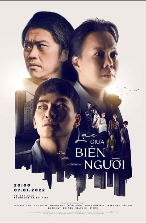 Hoài Linh trở lại sàn kịch với Lạc giữa biển người - Ảnh 1. Hoài Linh trở lại sàn kịch với Lạc giữa biển người - Ảnh 1.