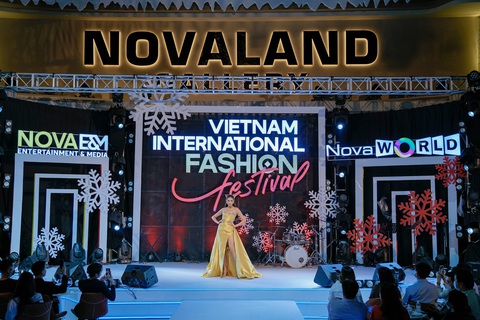 5 điểm ấn tượng tạo nên thành công của Lễ hội âm nhạc thời trang tại Novaland Gallery - Ảnh 16. 5 điểm ấn tượng tạo nên thành công của Lễ hội âm nhạc thời trang tại Novaland Gallery - Ảnh 16.