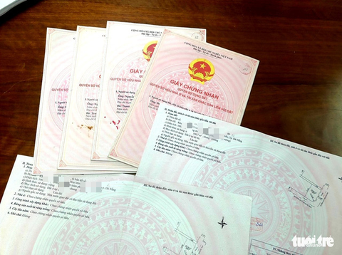 Đường dây làm ‘sổ đỏ’ giả đánh tráo sổ thật để lừa đảo liên tỉnh bị lật tẩy ra sao? - Ảnh 3. Đường dây làm ‘sổ đỏ’ giả đánh tráo sổ thật để lừa đảo liên tỉnh bị lật tẩy ra sao? - Ảnh 3.